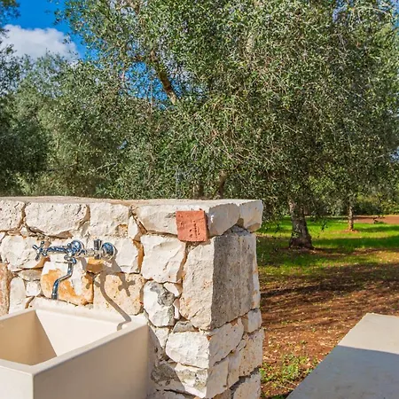 Il Trullo Della Quercia בית נופש סן מיקלה סלנטינו